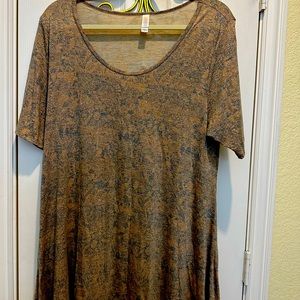 Lularoe Perfect T, large, short sleeves